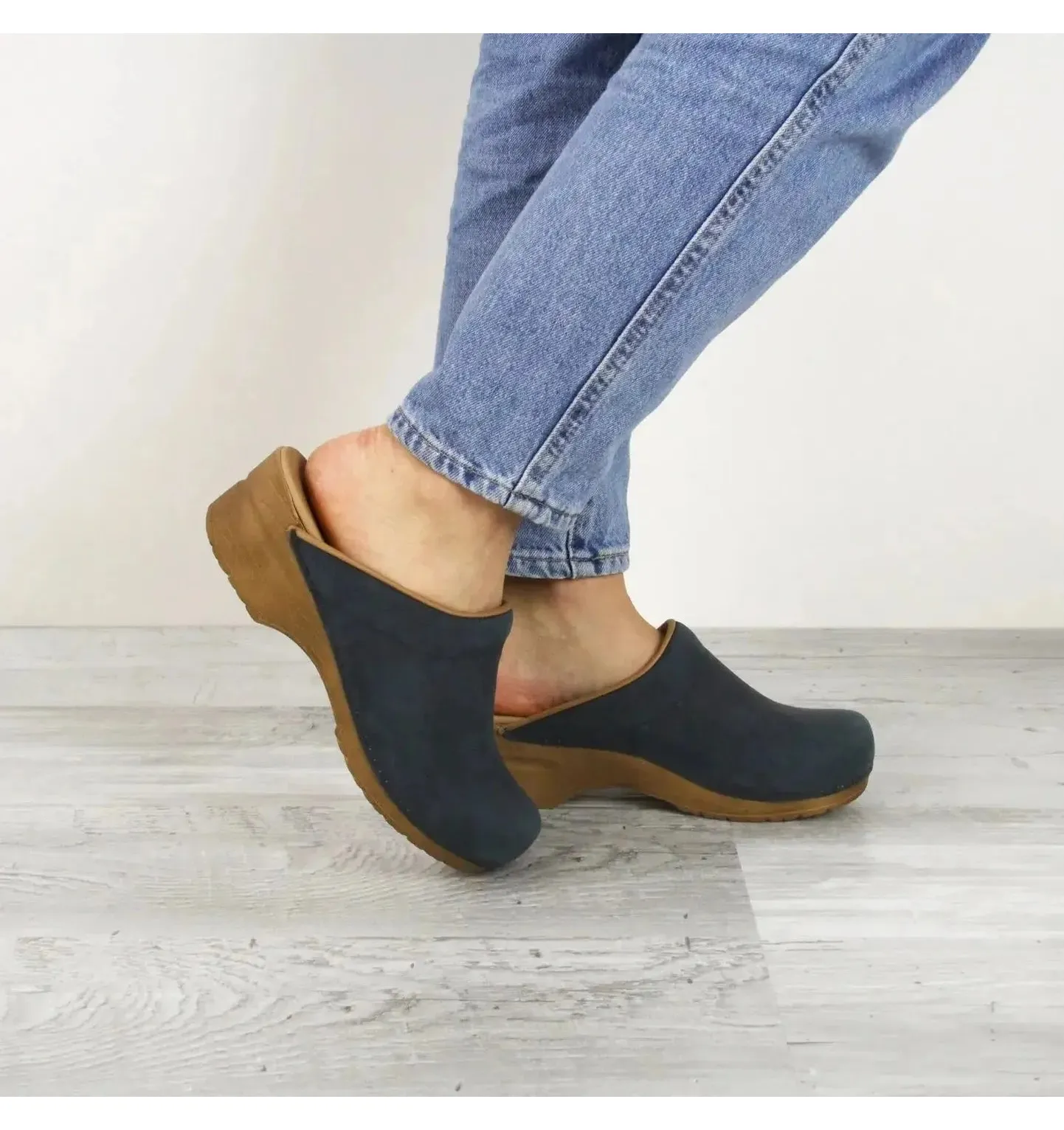 Sanita Ellis Women's Chef Clog - Image 7